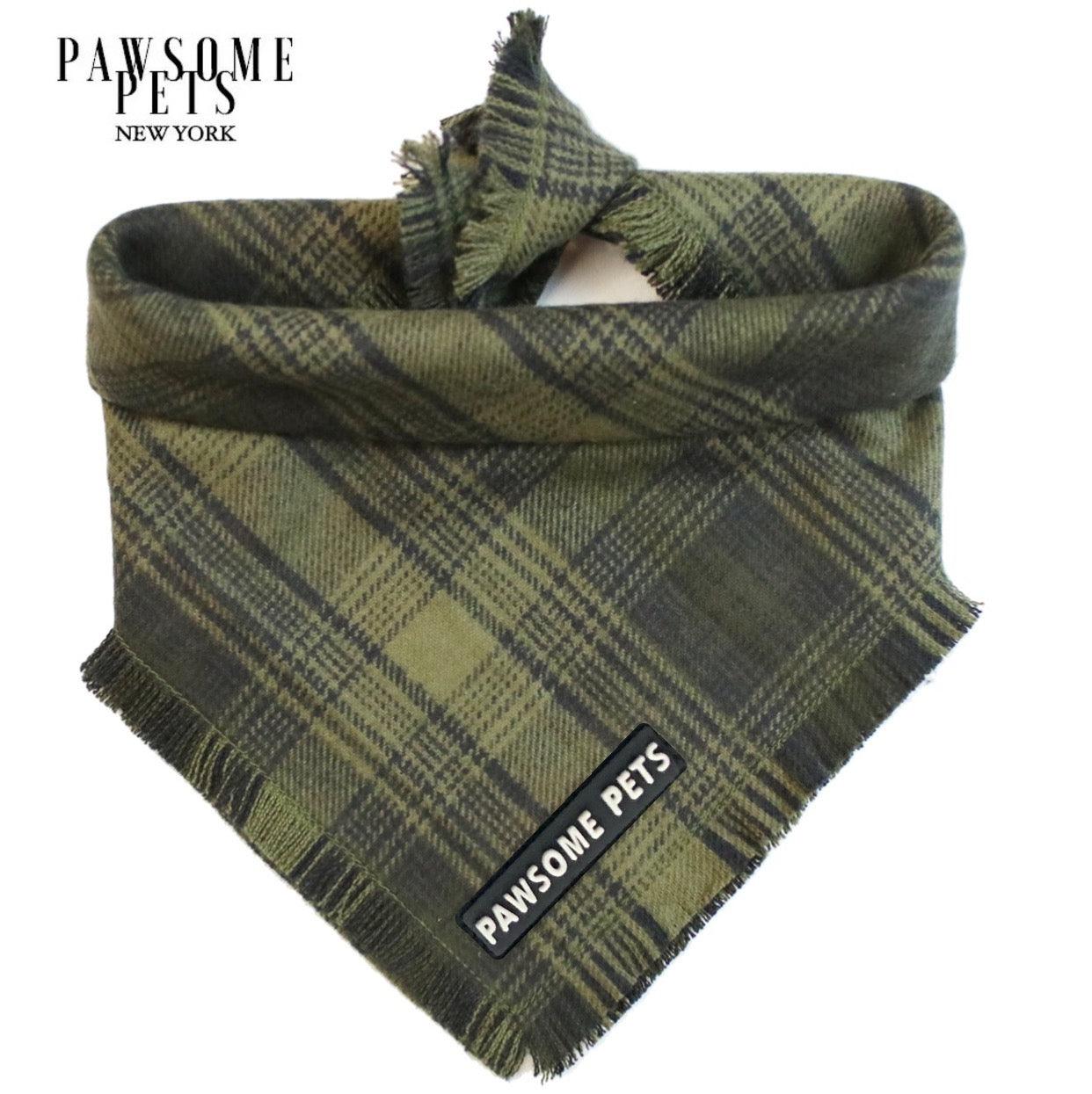 Warm Tinsel Pet Bandana — Cute & Cheerful