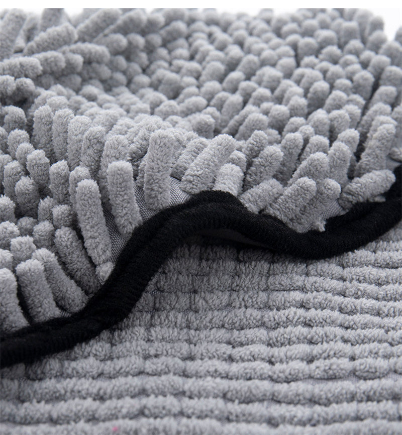 Microfiber Pet Bathrobe – Ultra Absorbent & Quick-Drying