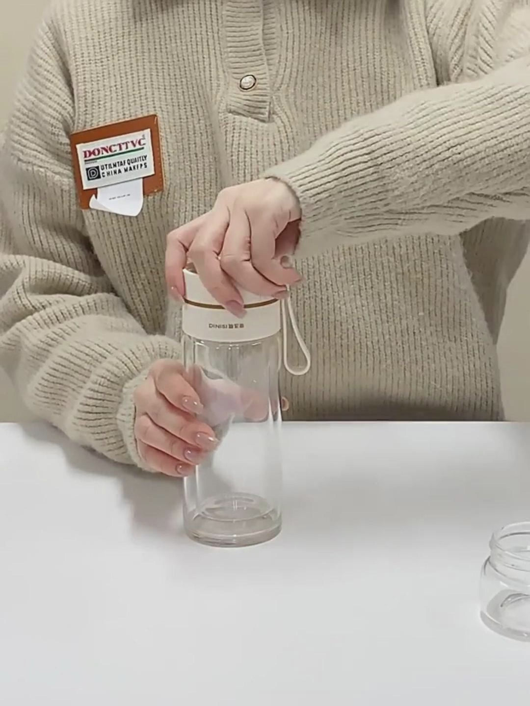 Glass Tea Bottle – Infuser & Water Separation